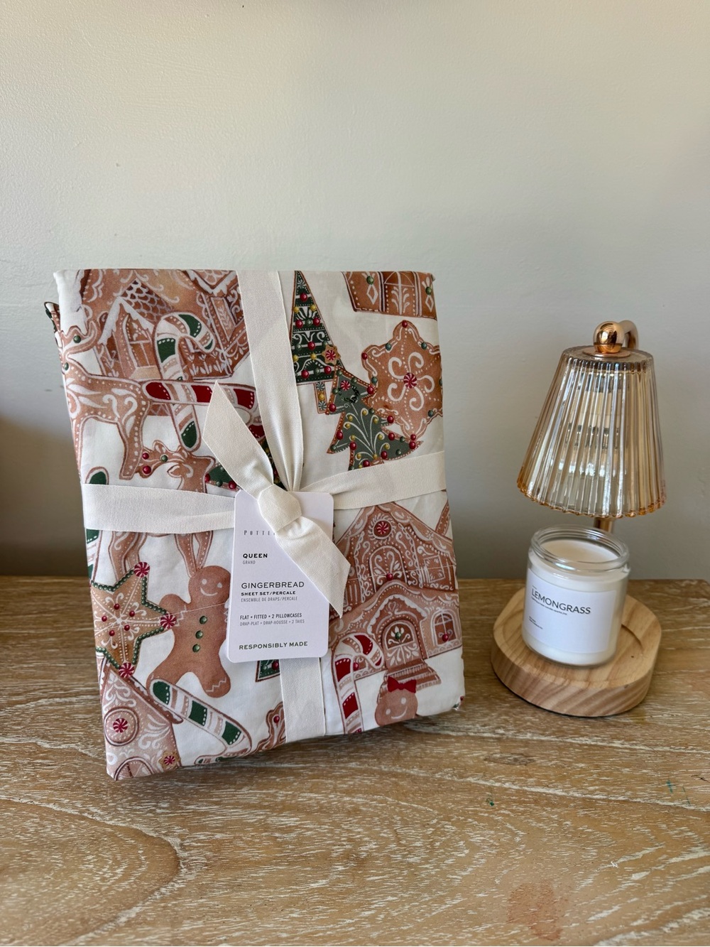 Pottery Barn Gingerbread Print Cotton Sheet Set - White, Brown, Green, Red